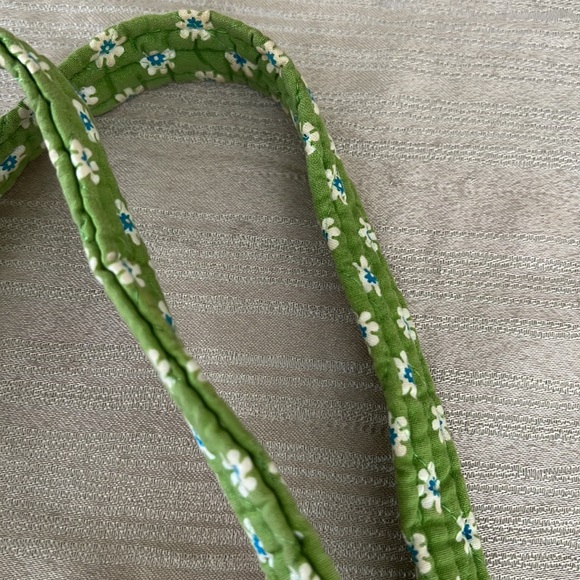 Vera Bradley Apple Green print purse and cosmetic bag. - Picture 8 of 13